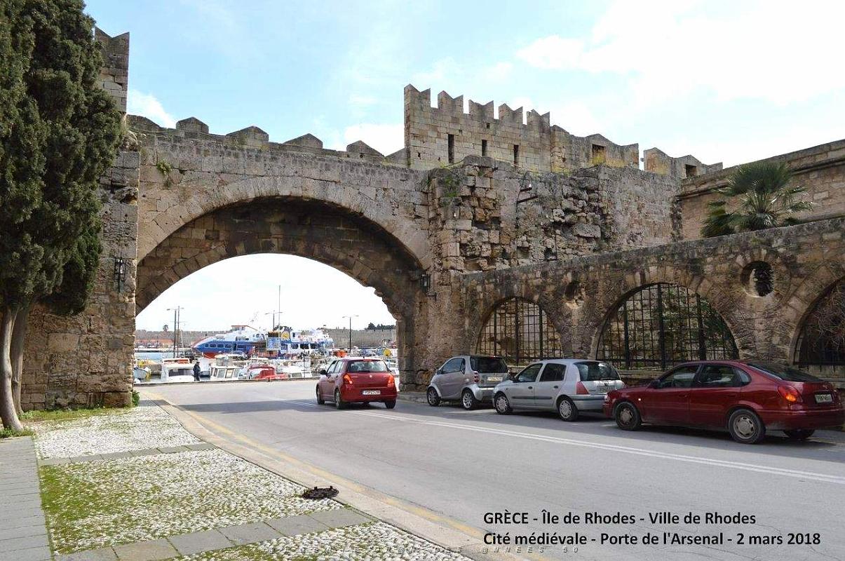 030- Rhodes-Cite medievale .JPG